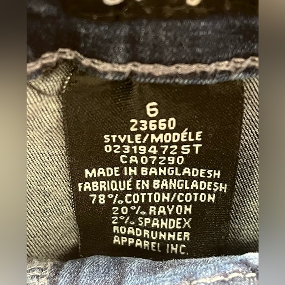 2 for $20 Ladies suko blue jeans size 6 - Picture 3 of 4